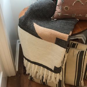 Super soft acrylic boho throw